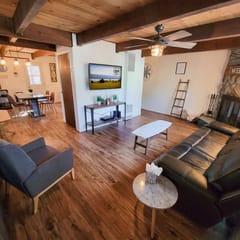 Esterly Hideaway • Spa • Fenced Yard • Firepit