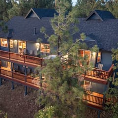 Modern Mountain Cabin w/ Hot Tub & SKI VIEWS